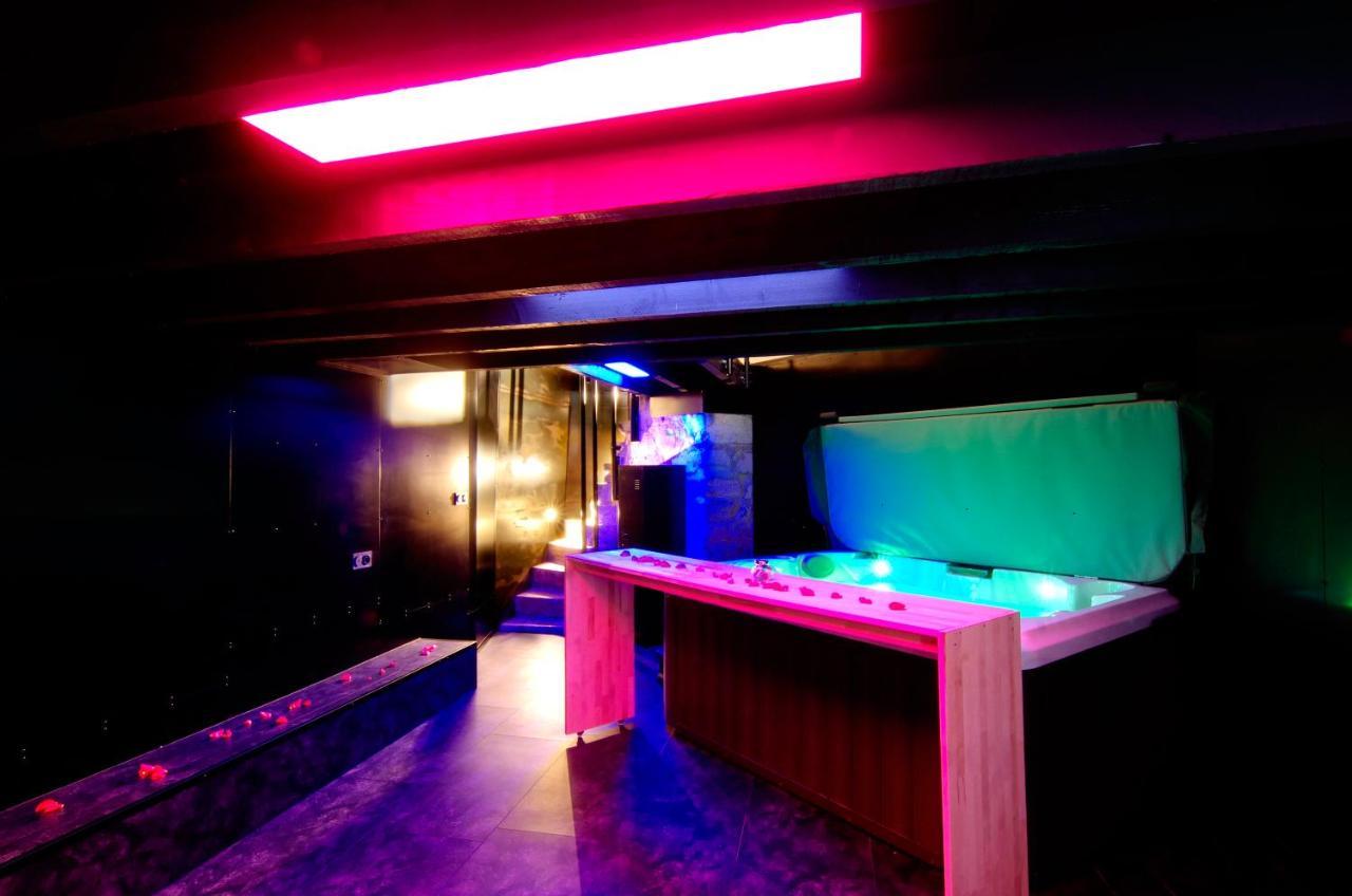 Mieuxqualhotel Jacuzzi Privatif La Retro Bordeaux Buitenkant foto
